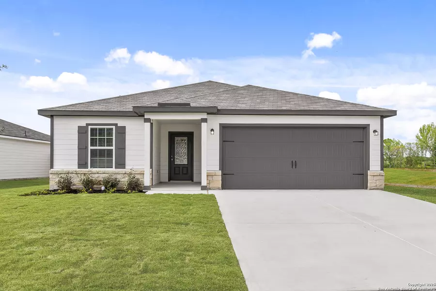 16100 Farmer, Lytle, TX 78052