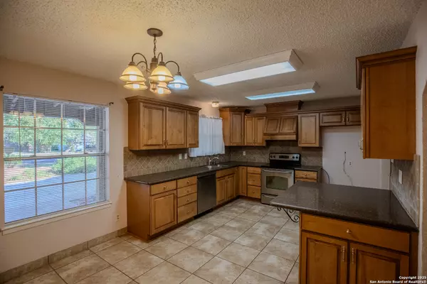 Helotes, TX 78023,13303 Flying W Trl