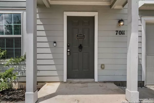 San Antonio, TX 78242,7011 Walnut Valley
