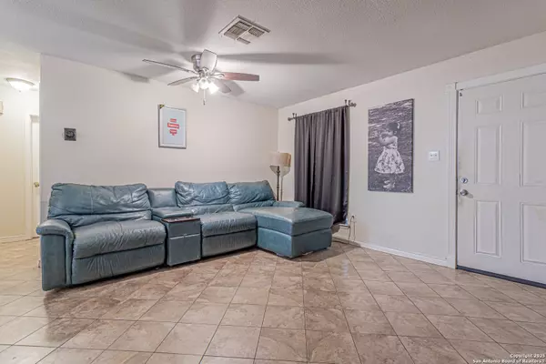 San Antonio, TX 78250,5842 Cliff Walk