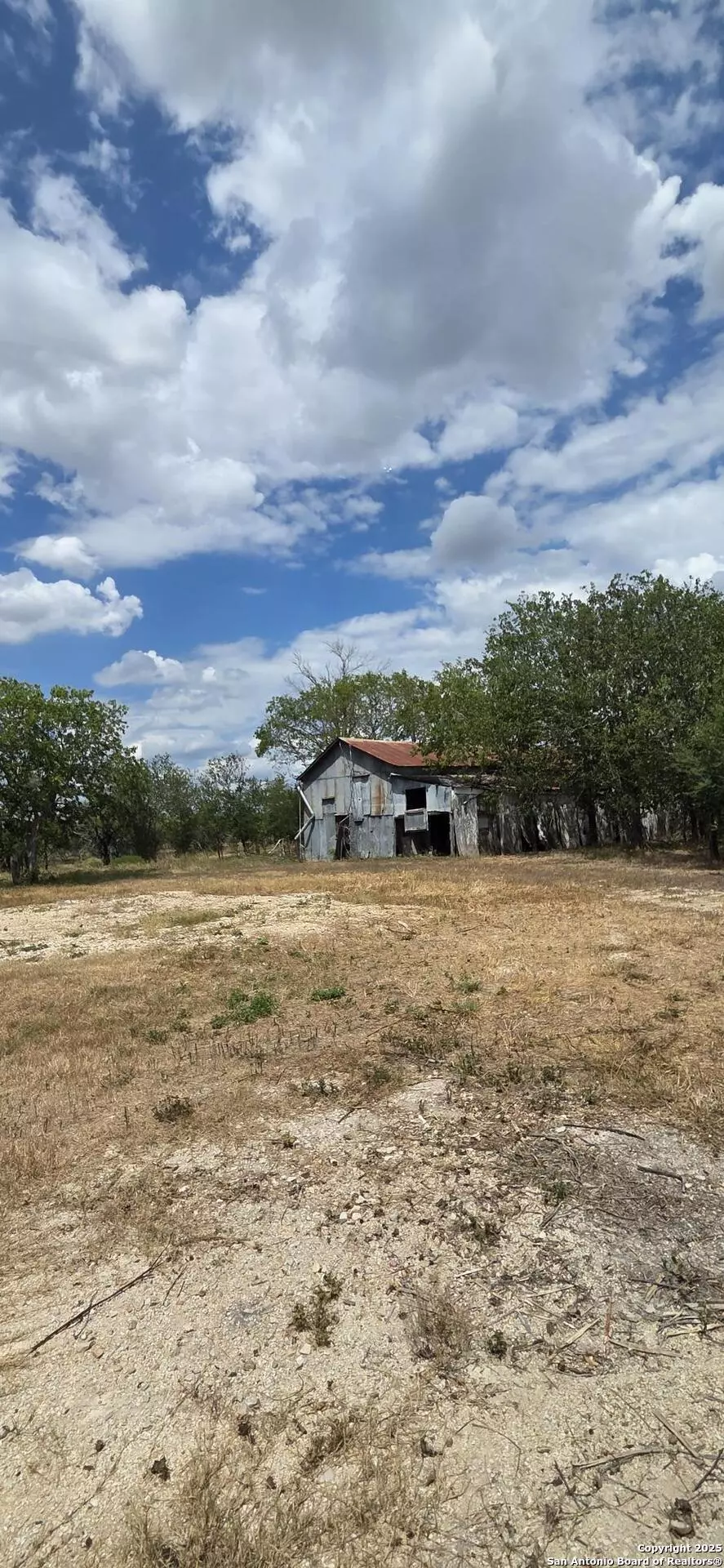 Marion, TX 78124,8279 Green Valley