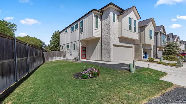 San Antonio, TX 78240,8851 Oakland Rd #24