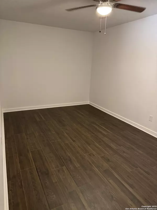 San Antonio, TX 78218,5242 VILLAGE HA Village Haven