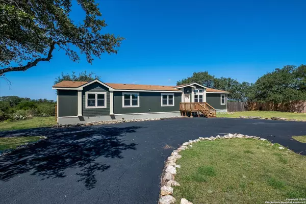 240 County Road 3829, San Antonio, TX 78253
