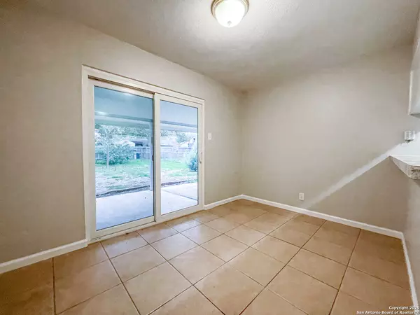 Schertz, TX 78154,220 Beverly