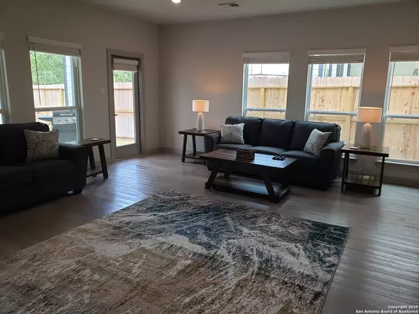 Universal City, TX 78148,112 Lavonne Villa UNIT 112