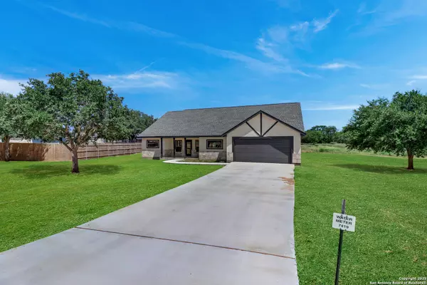 Lytle, TX 78052,185 E Medium Meadow Dr