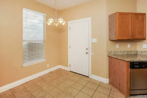 San Antonio, TX 78254,12 Lockspring