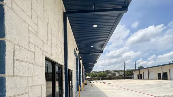 San Antonio, TX 78233,13215 JUDSON UNIT 105&106