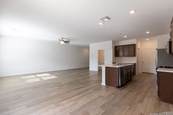 San Antonio, TX 78240,6806 prue UNIT 35