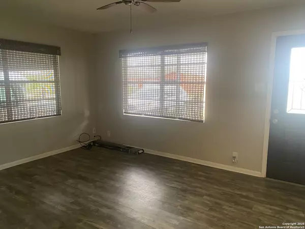 Gillett, TX 78116,113 County Road 278