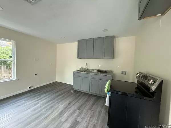 San Antonio, TX 78211,1927 mayfield UNIT 1