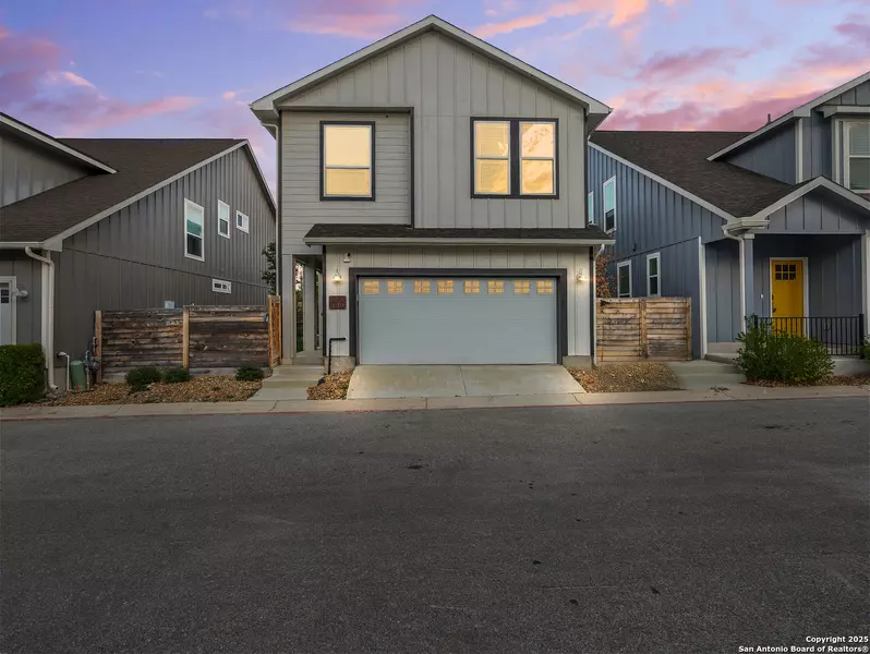 1511 Sandalwood Ln #10, San Antonio, TX 78209