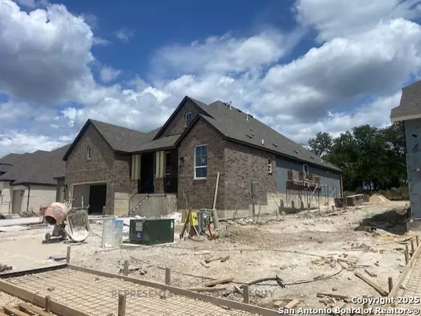 127 Olmos Creek,  Boerne,  TX 78006