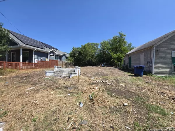 San Antonio, TX 78203,208 Cactus St.