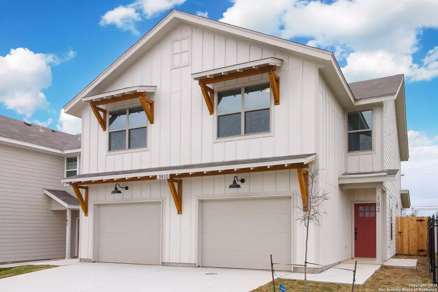 13910 Enzo Gate UNIT 102, San Antonio, TX 78253
