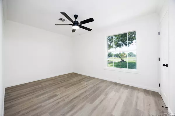 San Antonio, TX 78254,15031 Geronimo