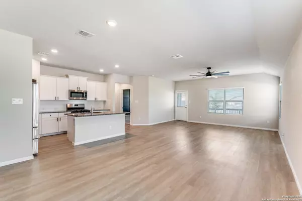 Schertz, TX 78154,9973 Sarrebourg