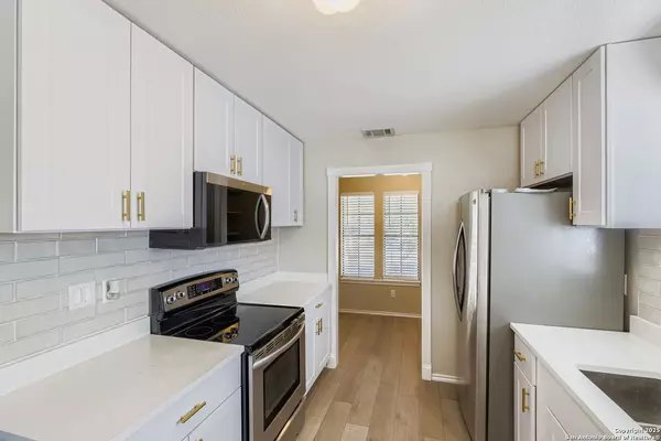 San Antonio, TX 78250,5635 Timber Star