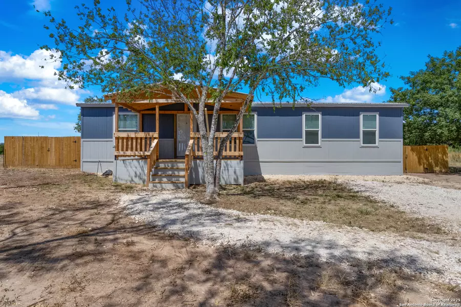 11867 Jarrat Road, San Antonio, TX 78002