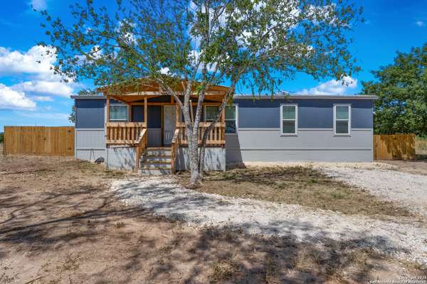 11867 Jarrat Road, San Antonio, TX 78002