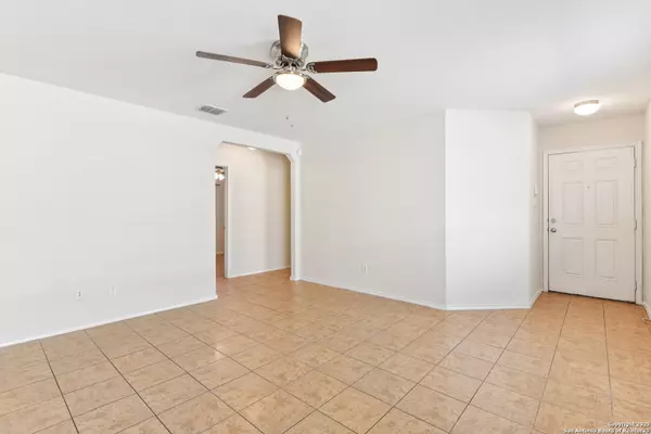 San Antonio, TX 78261,3719 Fringe Breeze