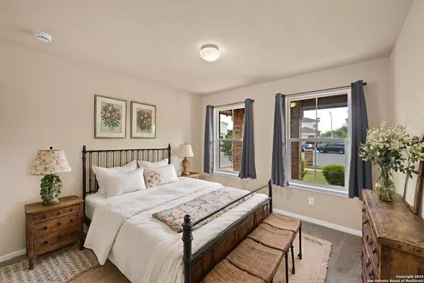 New Braunfels, TX 78130,1002 lauren