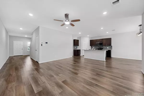 San Antonio, TX 78223,13415 Winemaker