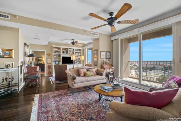 San Antonio, TX 78209,1 Towers Park Ln UNIT 1015