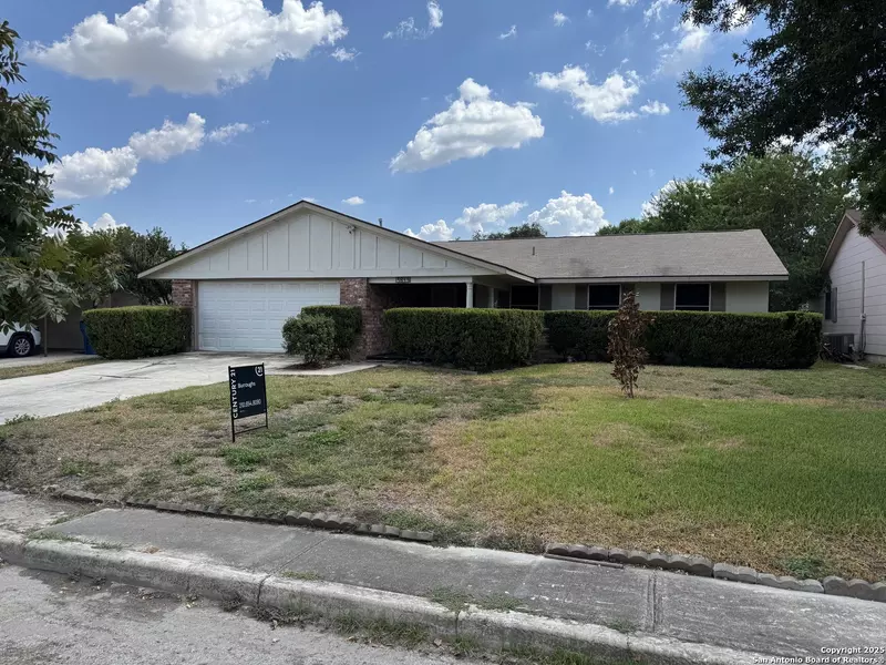4814 Dick Gordon, Kirby, TX 78219