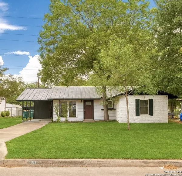 910 Stonegate, Universal City, TX 78148