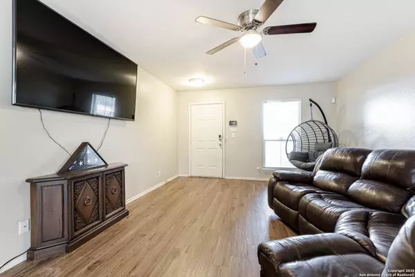 Universal City, TX 78148,10310 Springwood