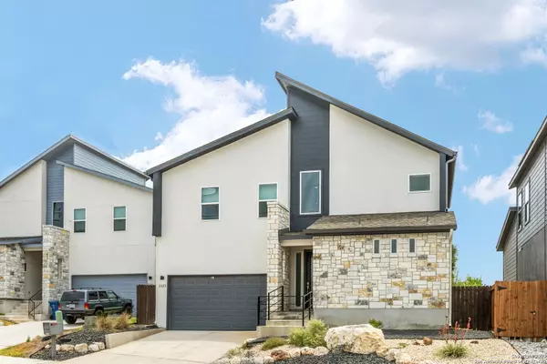 San Antonio, TX 78251,2122 Village