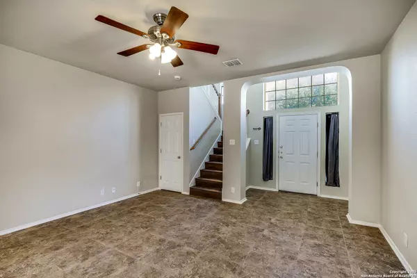 Helotes, TX 78023,13719 Riverbank