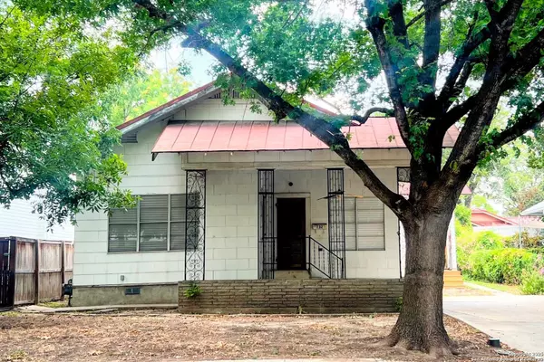 732 GUENTHER ST, San Antonio, TX 78210-1236