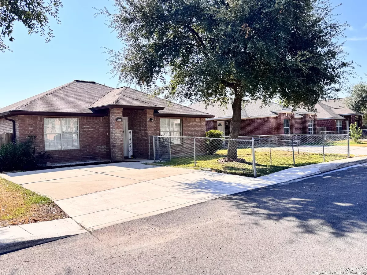 San Antonio, TX 78244,4714 Crystal Farm
