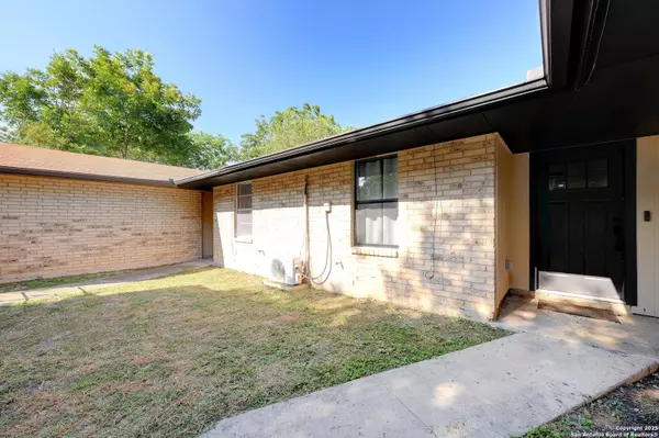 San Antonio, TX 78228,2107 Darwin Dr