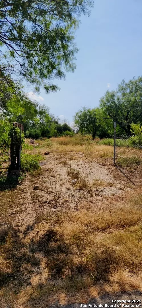 6834 Calle Briseno, San Antonio, TX 78252