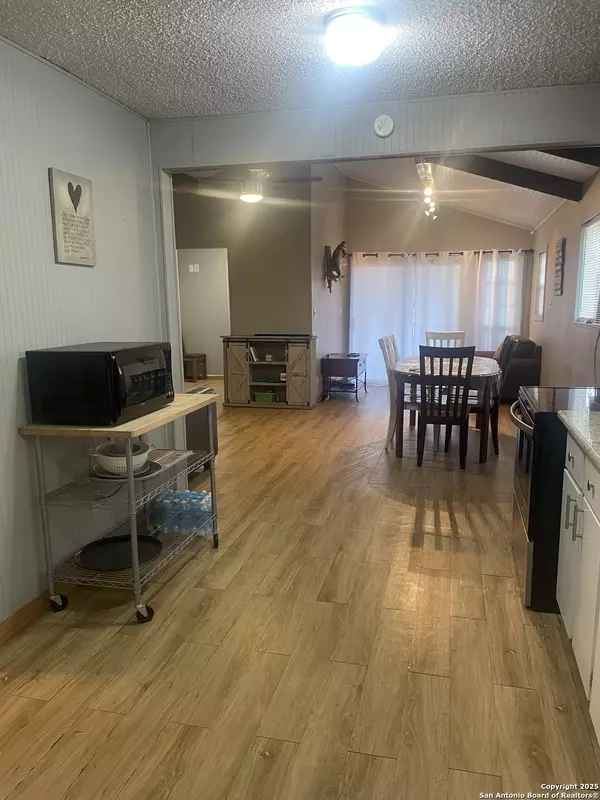 Lakehills, TX 78063-6460,892 Pebble Beach Dr NW