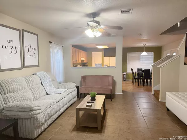 San Antonio, TX 78249,318 Amberdale Oak