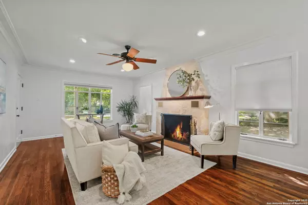 Castroville, TX 78009,1403 San Jacinto