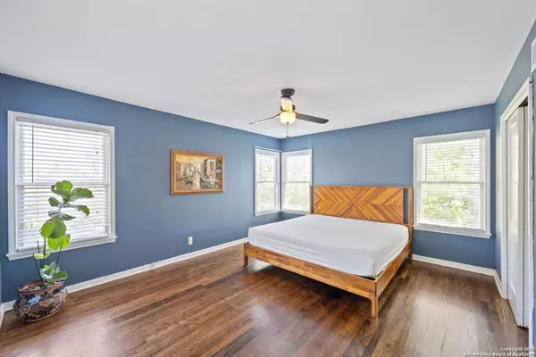 San Antonio, TX 78228,2110 Wilson Blvd