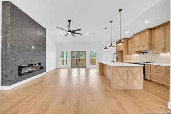 Spring Branch, TX 78070,645 Jonquil