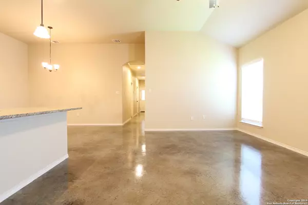 Buda, TX 78610,283 Joanne Loop UNIT B