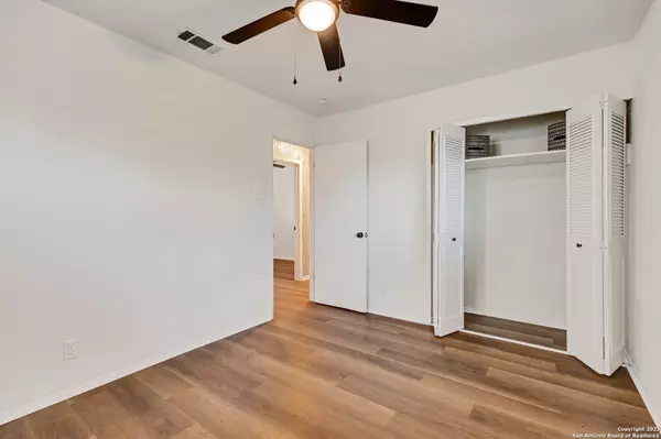 San Antonio, TX 78217,4303 Sunshadow