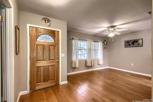 San Antonio, TX 78247,16314 Falcon Hill