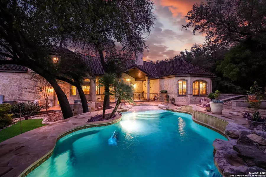 15271 Chinquapin, Helotes, TX 78023