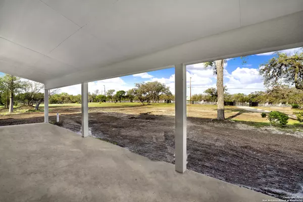 San Antonio, TX 78253,306 Rolling Oaks Ln