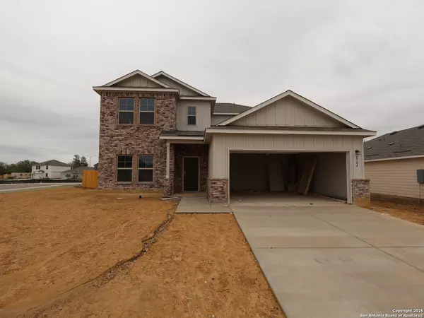 San Antonio, TX 78252,8704 Rucker Pond Trail