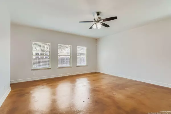 Cibolo, TX 78108,424 Cactus Flower